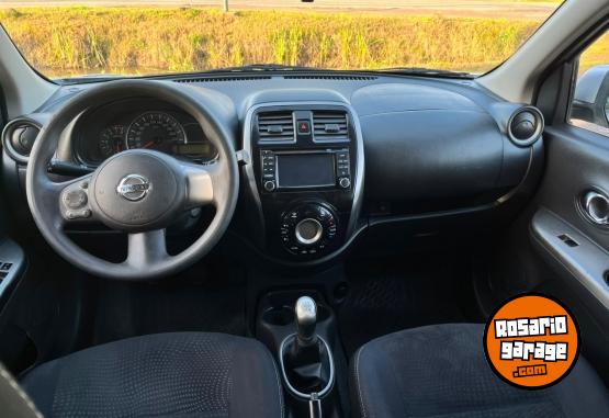 Autos - Nissan March 2016 Nafta 131000Km - En Venta