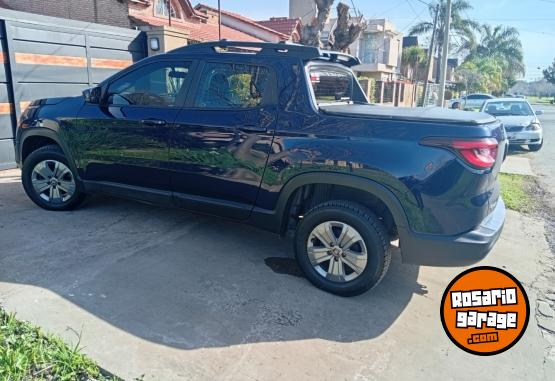 Camionetas - Fiat Toro fredoom 2020 GNC 113000Km - En Venta