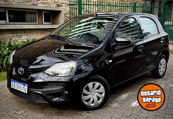 Autos - Toyota ETIOS 2019 Nafta 60000Km - En Venta