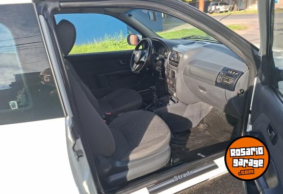 Utilitarios - Fiat Strada jtd 2016 Diesel 205000Km - En Venta