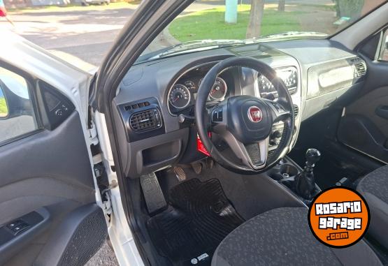 Utilitarios - Fiat Strada jtd 2016 Diesel 205000Km - En Venta