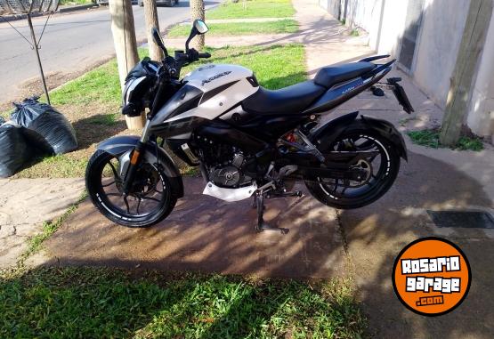 Motos - Bajaj Rouser 2019 Nafta 16500Km - En Venta