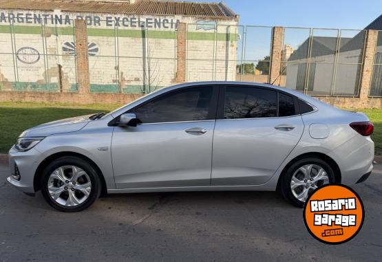 Autos - Chevrolet Ónix 2020 Nafta 74600Km - En Venta