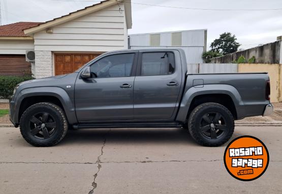 Camionetas - Volkswagen Amarok D/C TDI 2.0 180hp 2023 Diesel 78000Km - En Venta