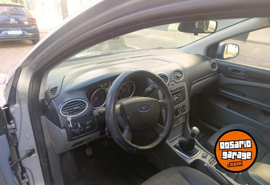 Autos - Ford focus 2011 GNC 350000Km - En Venta