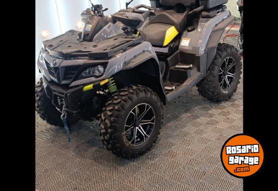 Cuatris y UTVs - CF Force 2022 3200Km - En Venta