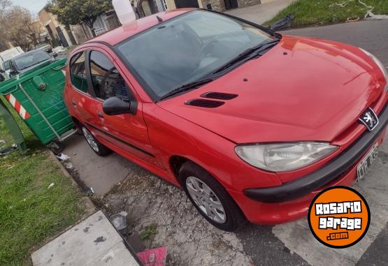 Autos - Peugeot 206 2010 Nafta 250000Km - En Venta