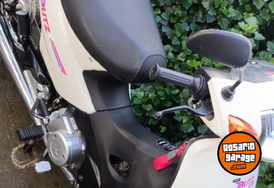 Motos - Motomel Blitz 110 2025 Nafta 3300Km - En Venta