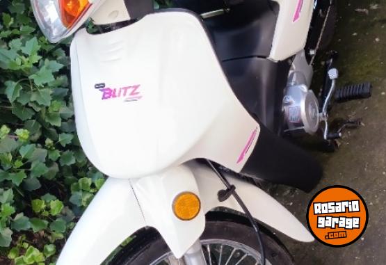 Motos - Motomel Blitz 110 2025 Nafta 3300Km - En Venta