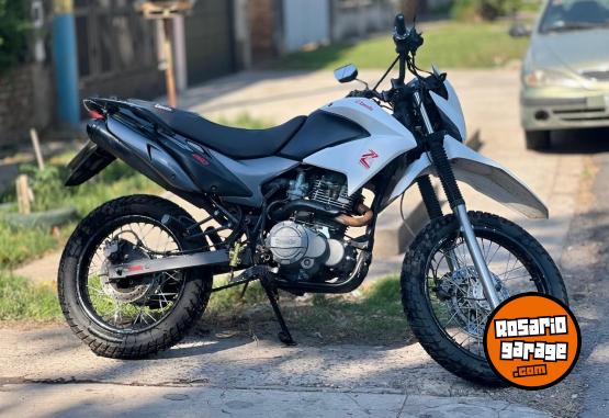 Motos - Zanella Zr 250 2020 Nafta 111111Km - En Venta