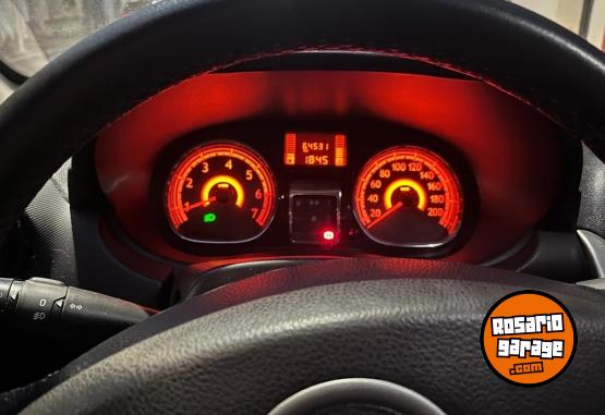 Autos - Renault Sandero 2013 Nafta 64500Km - En Venta