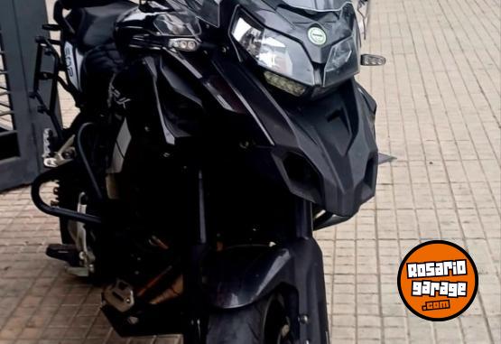 Motos - Benelli TRK 502 2023 Nafta 19500Km - En Venta