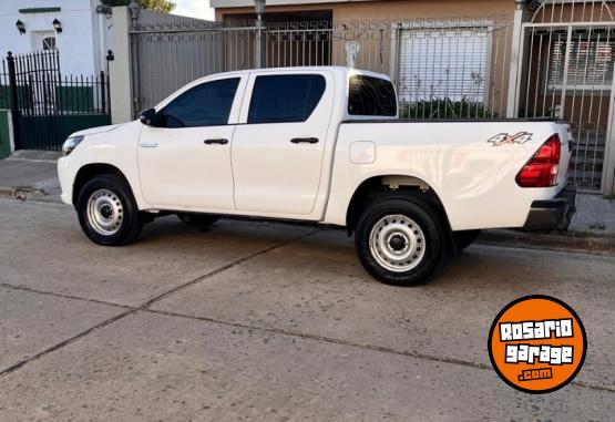 Camionetas - Toyota CD DX 4x4 2020 Diesel 192000Km - En Venta
