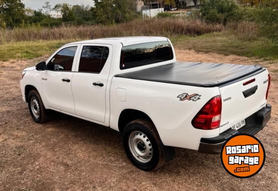 Camionetas - Toyota CD DX 4x4 2020 Diesel 192000Km - En Venta