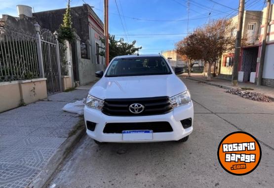Camionetas - Toyota CD DX 4x4 2020 Diesel 192000Km - En Venta