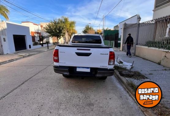 Camionetas - Toyota CD DX 4x4 2020 Diesel 192000Km - En Venta