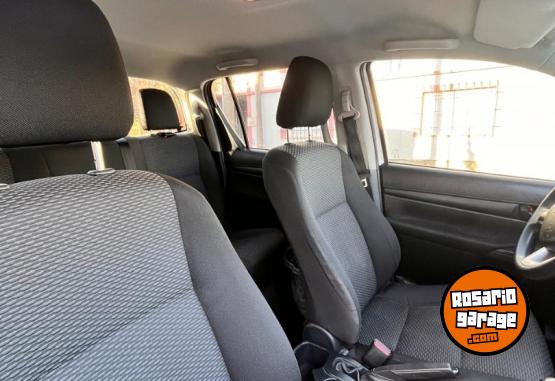 Camionetas - Toyota CD DX 4x4 2020 Diesel 192000Km - En Venta