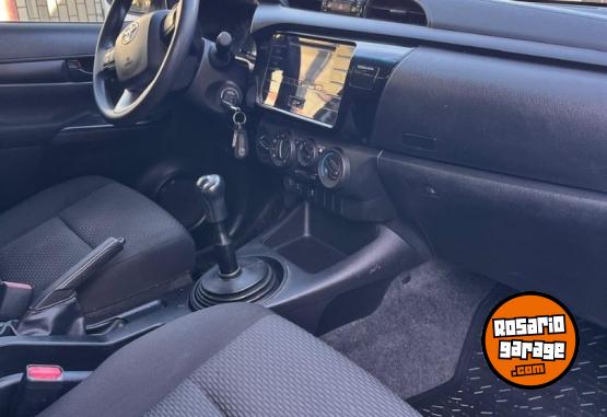 Camionetas - Toyota CD DX 4x4 2020 Diesel 192000Km - En Venta