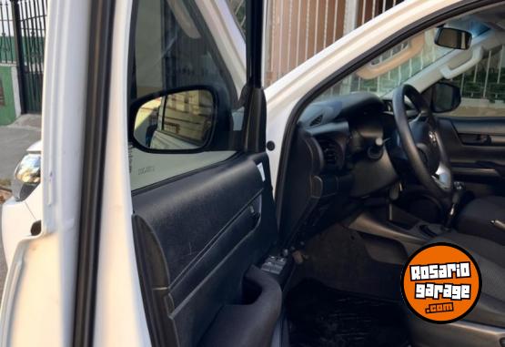 Camionetas - Toyota CD DX 4x4 2020 Diesel 192000Km - En Venta
