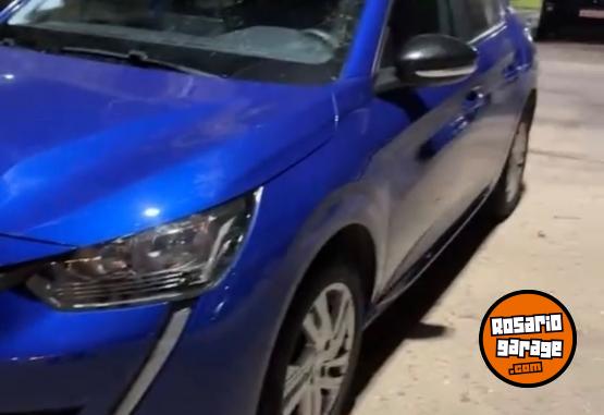 Autos - Peugeot 208 active 2023 Nafta 49000Km - En Venta