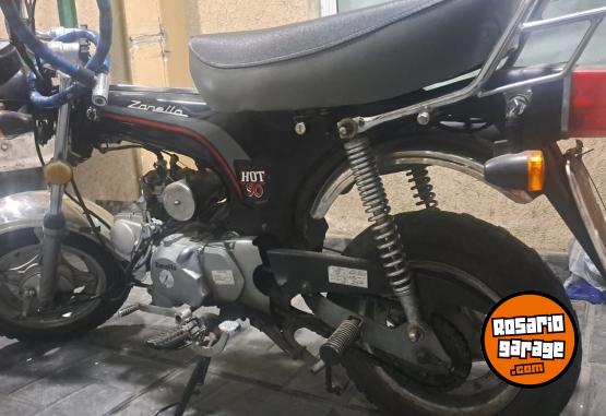 Motos - Zanella Hot 2017 Nafta 4700Km - En Venta