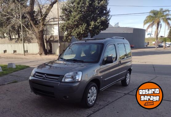 Utilitarios - Citroen Berlingo Xtr multi space 2018 GNC 90000Km - En Venta