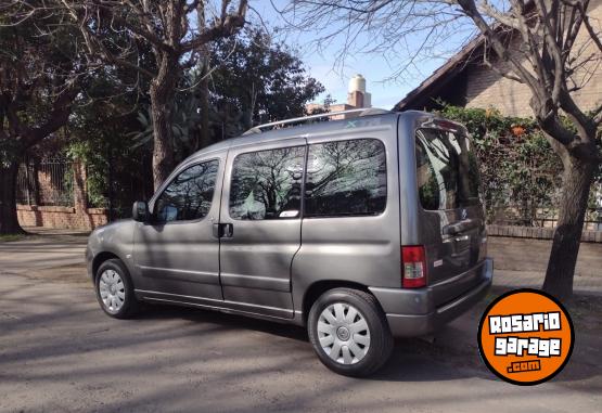 Utilitarios - Citroen Berlingo Xtr multi space 2018 GNC 90000Km - En Venta