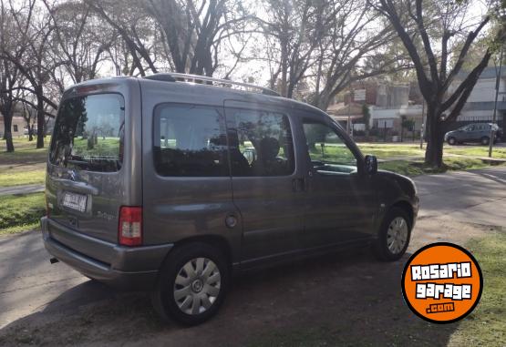 Utilitarios - Citroen Berlingo Xtr multi space 2018 GNC 90000Km - En Venta