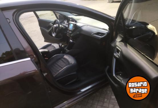 Autos - Peugeot 208 FELINE PACK CUIR 2014 Nafta 138440Km - En Venta