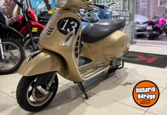 Motos - Vespa GTS 300 2017 Nafta 13000Km - En Venta