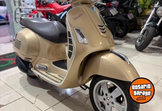 Motos - Vespa GTS 300 2017 Nafta 13000Km - En Venta