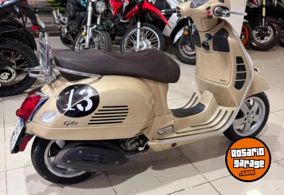Motos - Vespa GTS 300 2017 Nafta 13000Km - En Venta