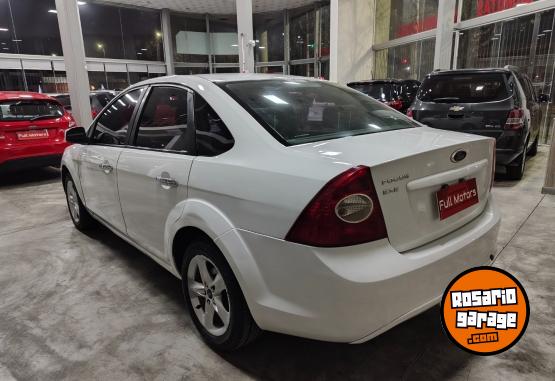 Autos - Ford Focus 2014 GNC 144300Km - En Venta