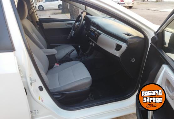 Autos - Toyota COROLLA XLI PACK 2015 Nafta 99000Km - En Venta
