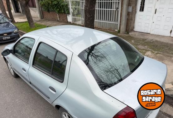 Autos - Renault Clio 2003 Nafta 270000Km - En Venta