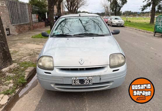 Autos - Renault Clio 2003 Nafta 270000Km - En Venta