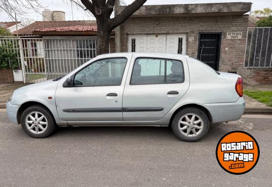 Autos - Renault Clio 2003 Nafta 270000Km - En Venta