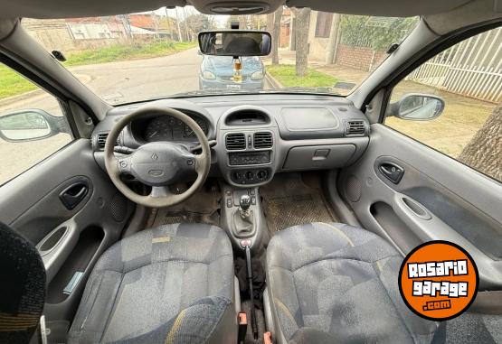 Autos - Renault Clio 2003 Nafta 270000Km - En Venta