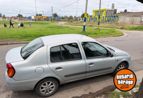 Autos - Renault Clio 2003 Nafta 270000Km - En Venta