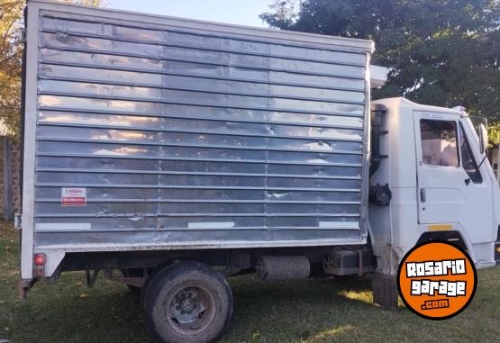 Camiones y Gr�as - VENDO Agrale 94 - En Venta