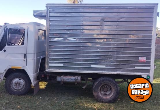 Camiones y Gr�as - VENDO Agrale 94 - En Venta