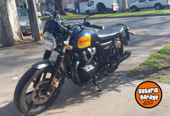 Motos - Royal Enfield Interceptor 2024 Nafta 5500Km - En Venta