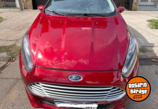 Autos - Ford Fiesta kinetic 2017 Nafta 95000Km - En Venta