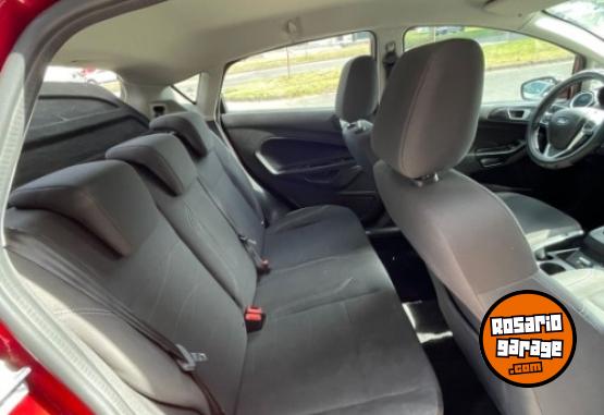 Autos - Ford Fiesta kinetic 2017 Nafta 95000Km - En Venta