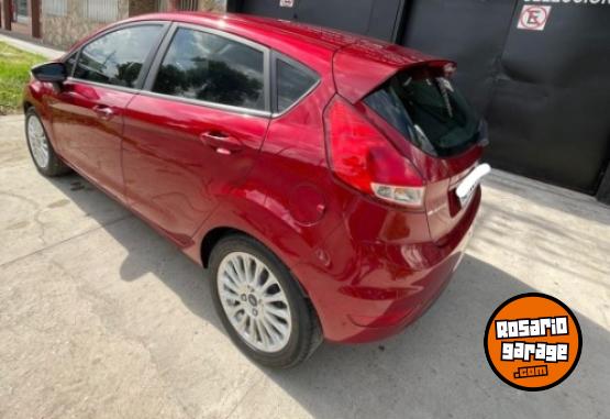 Autos - Ford Fiesta kinetic 2017 Nafta 95000Km - En Venta