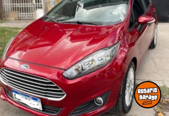 Autos - Ford Fiesta kinetic 2017 Nafta 95000Km - En Venta