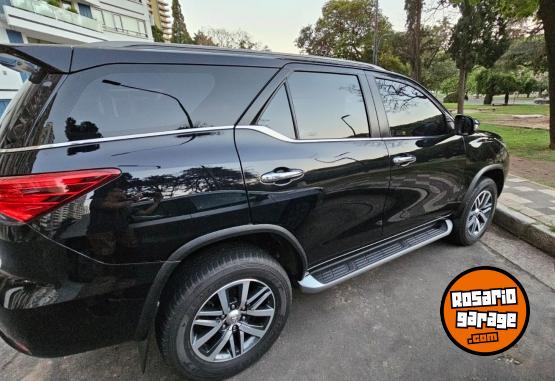 Camionetas - Toyota SW4 2018 SRX AT 7 ASIENTO 2018 Diesel 101000Km - En Venta