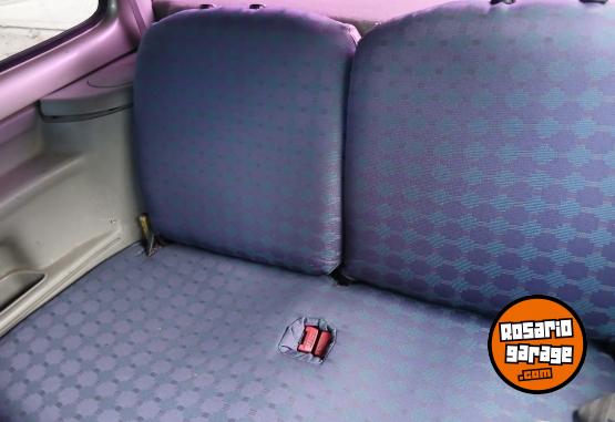 Autos - Renault Twingo Privilege 2000 Nafta 82000Km - En Venta