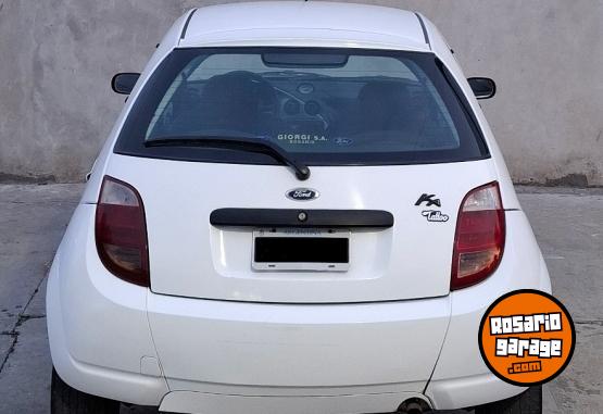 Autos - Ford Ka 1.0 2005 Nafta 180000Km - En Venta