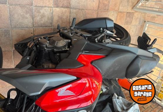 Motos - Honda CB TWISTER 300 2024 Nafta 1400Km - En Venta